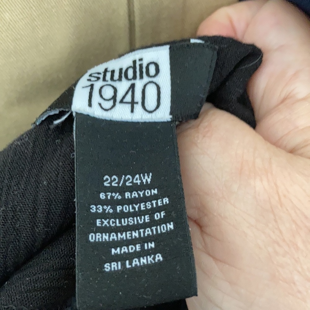 FINAL MARKDOWN Studio 1940 Dress (22/24W) - Picture 5 of 5